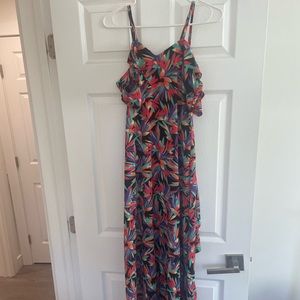 Size 4 colorful Boohoo maxi dress from ASOS. New with tags on. Never worn.